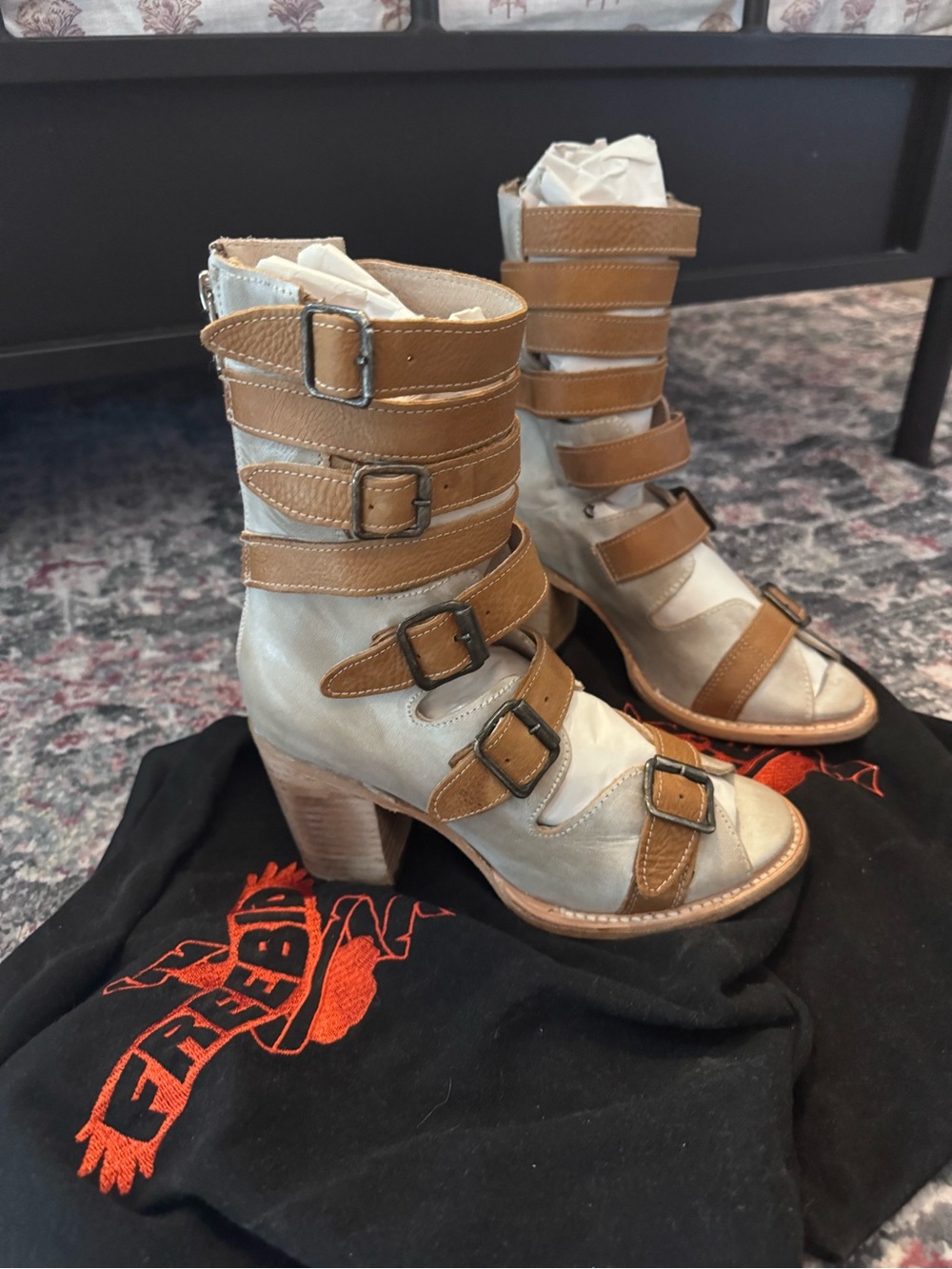 Freebird by Steven Bond Buckle Gladiator Boots Size 8 NWOB